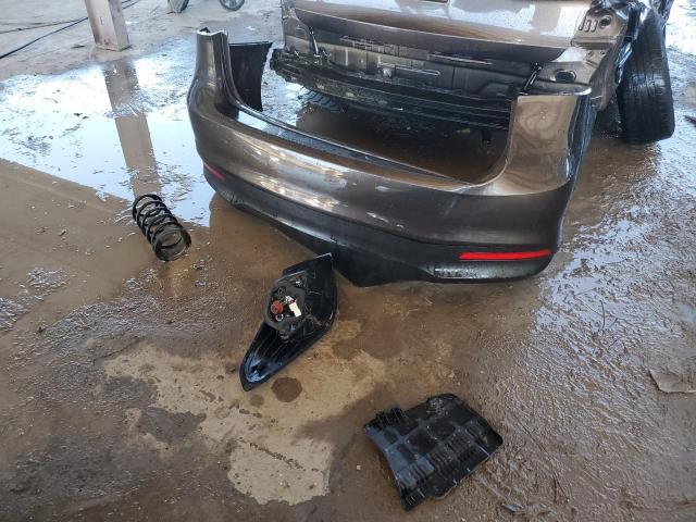 Photo 12 from auction – 2017 KIA FORTE LX with VIN 3KPFK4A79HE136556