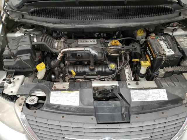 Photo 12 from auction – 2002 CHRYSLER TOWN & COU with VIN 2C4GP74L12R631131