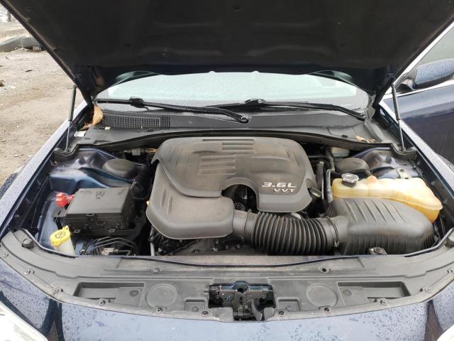 Photo 11 from auction – 2015 CHRYSLER 300 LIMITE with VIN 2C3CCAAG2FH772661
