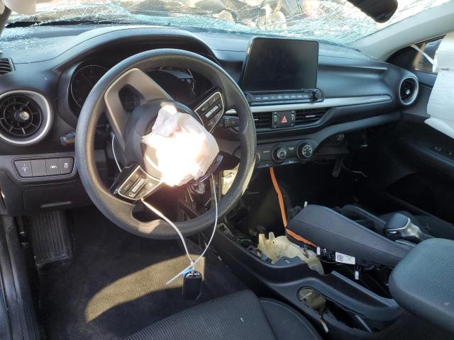 Photo 8 from auction – 2021 KIA FORTE FE with VIN 3KPF24AD2ME337781