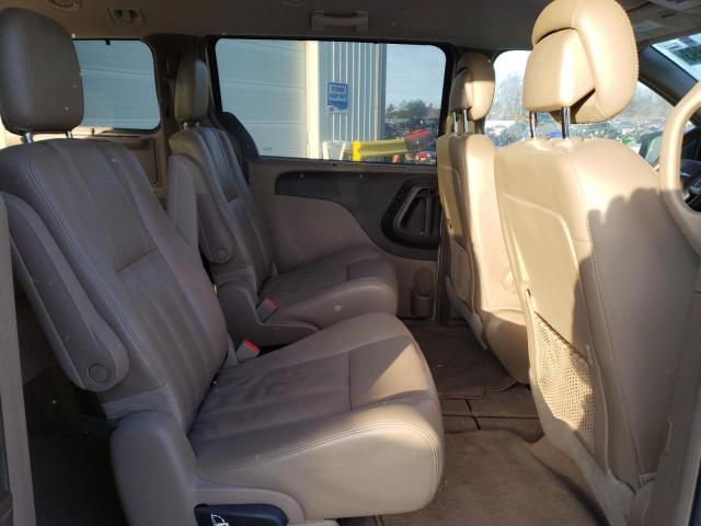 Photo 11 from auction – 2012 CHRYSLER TOWN & COU with VIN 2C4RC1CG9CR413655