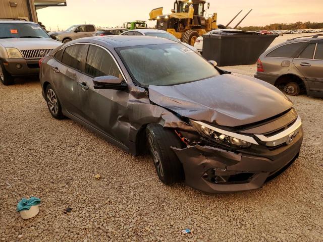 Photo 4 from auction – 2018 HONDA CIVIC EX with VIN 19XFC2F76JE020957