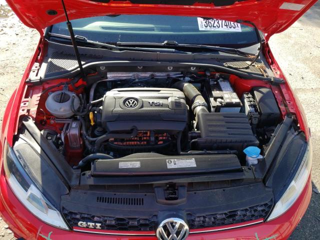 Photo 11 from auction – 2015 VOLKSWAGEN GTI with VIN 3VW4T7AU2FM044409