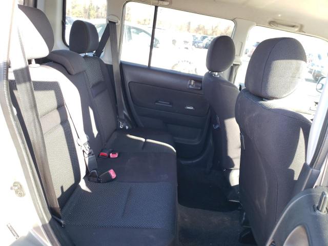 Photo 11 from auction – 2005 SCION XB with VIN JTLKT324650200166