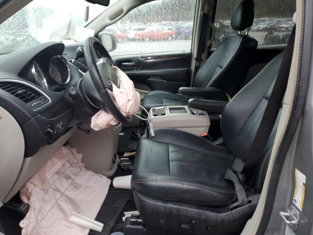 Photo 7 from auction – 2016 CHRYSLER TOWN & COU with VIN 2C4RC1AG8GR221152