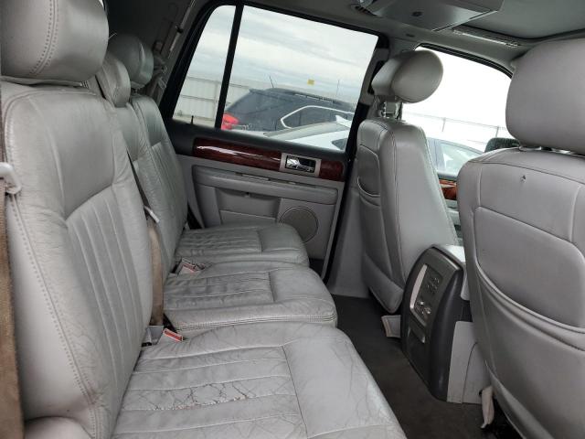 Photo 11 from auction – 2004 LINCOLN NAVIGATOR with VIN 5LMFU28R54LJ03523