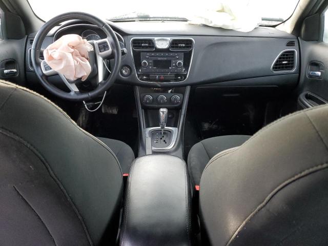 Photo 8 from auction – 2012 CHRYSLER 200 TOURIN with VIN 1C3CCBBB6CN105801
