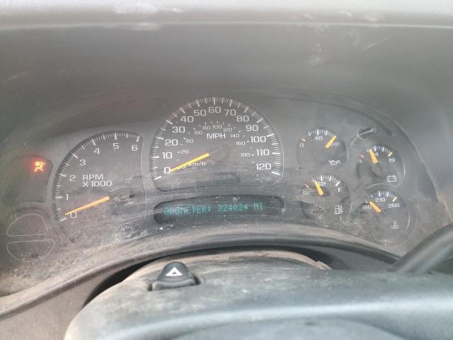 Photo 9 from auction – 2005 CHEVROLET SILVERADO with VIN 2GCEK13T151399718