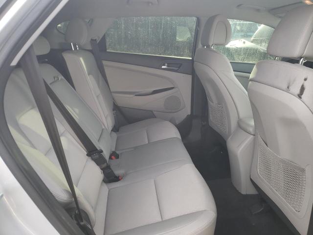 Photo 11 from auction – 2017 HYUNDAI TUCSON LIM with VIN KM8J3CA44HU476749