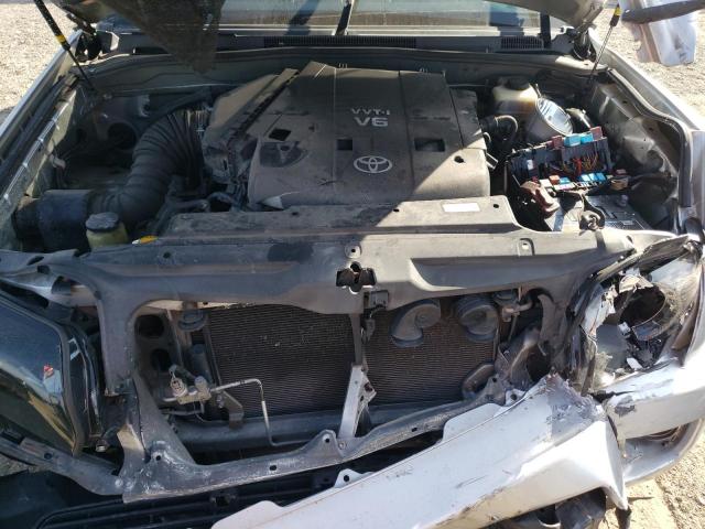 Photo 12 from auction – 2006 TOYOTA 4RUNNER SR with VIN JTEZU14RX68064983