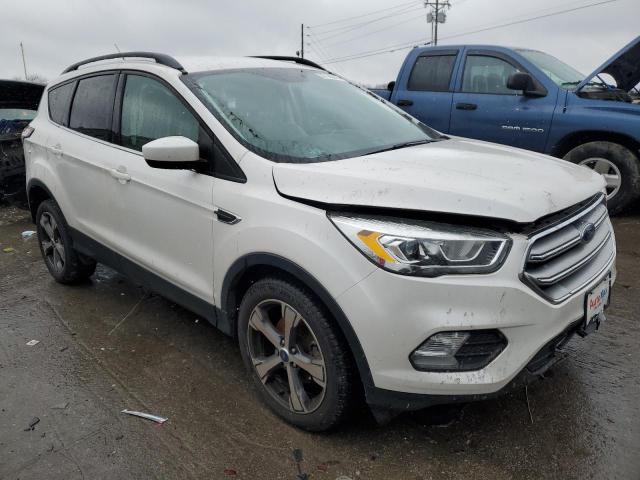 Photo 4 from auction – 2017 FORD ESCAPE SE with VIN 1FMCU0GD8HUB96604