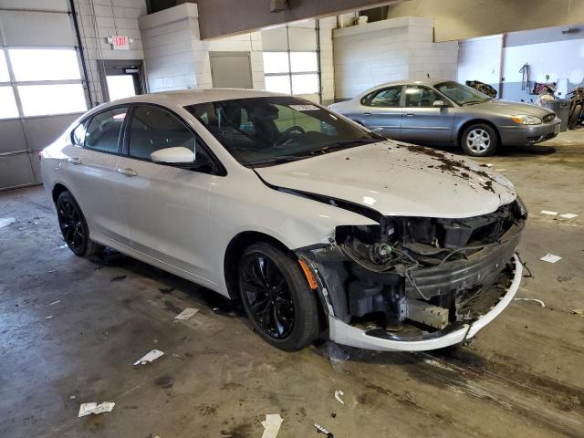 Photo 4 from auction – 2015 CHRYSLER 200 S with VIN 1C3CCCDG5FN639259