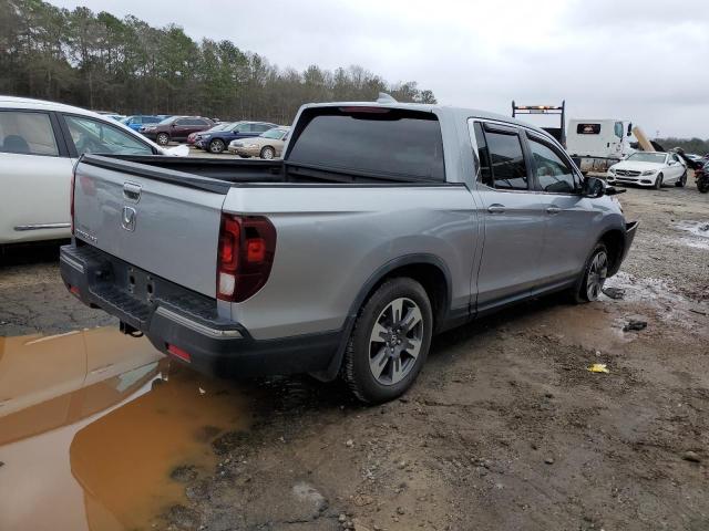 Photo 3 from auction – 2017 HONDA RIDGELINE with VIN 5FPYK2F56HB010869