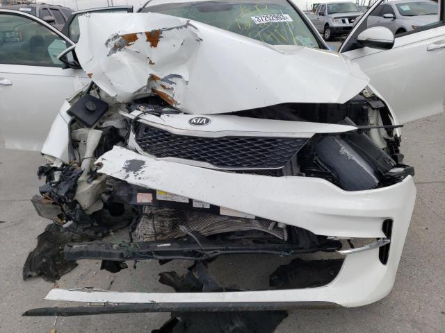 Photo 11 from auction – 2016 KIA OPTIMA LX with VIN KNAGT4L38G5087417