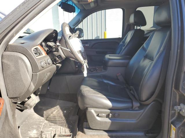 Photo 7 from auction – 2010 CHEVROLET SUBURBAN K with VIN 1GNUKKE30AR221936