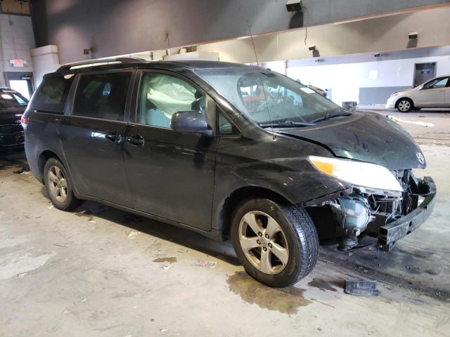Photo 4 from auction – 2014 TOYOTA SIENNA LE with VIN 5TDKK3DC5ES407681