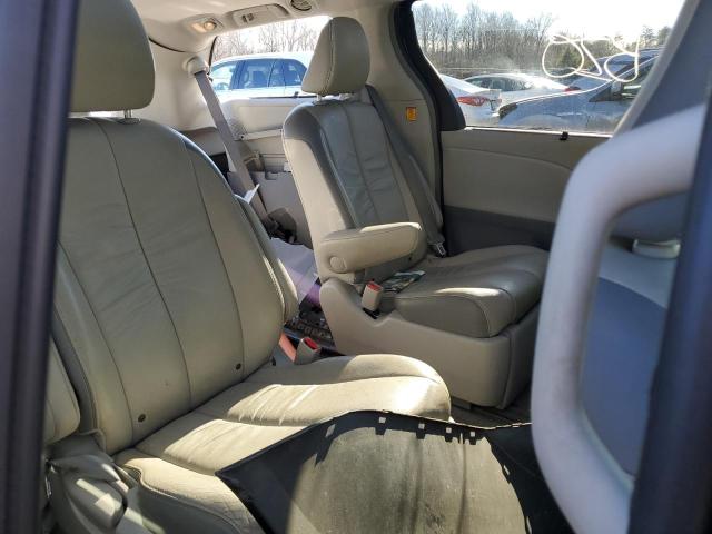 Photo 11 from auction – 2012 TOYOTA SIENNA XLE with VIN 5TDDK3DC7CS037730