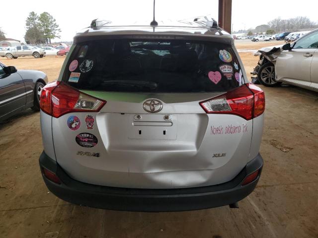 Photo 6 from auction – 2015 TOYOTA RAV4 XLE with VIN JTMWFREV1FD080105