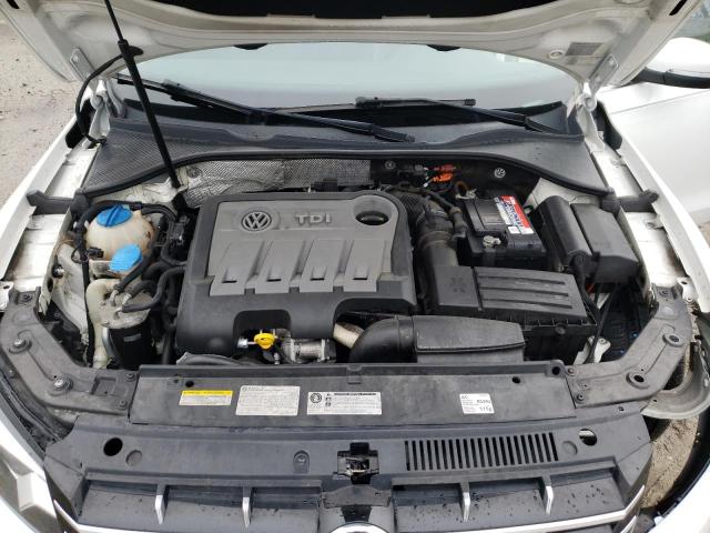 Photo 11 from auction – 2014 VOLKSWAGEN PASSAT SE with VIN 1VWBN7A36EC023930