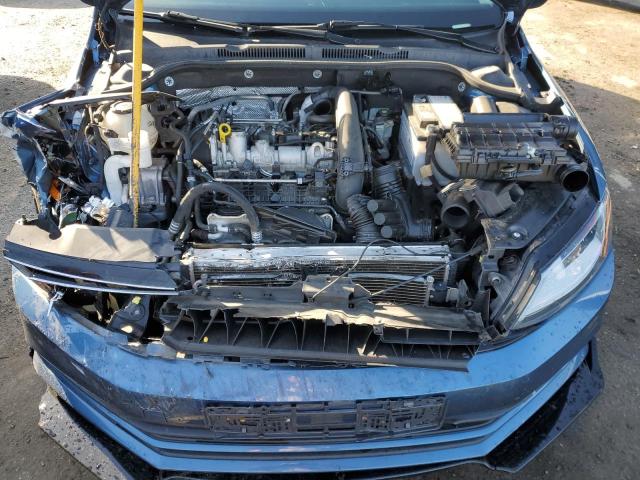 Photo 11 from auction – 2018 VOLKSWAGEN JETTA S with VIN 3VW2B7AJ3JM250475