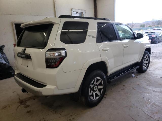Photo 3 from auction – 2022 TOYOTA 4RUNNER SR with VIN JTERU5JR7N6019375