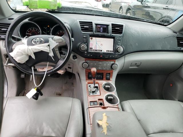 Фото 8 с аукциона – 2010 TOYOTA HIGHLANDER с VIN 5TDDK3EH6AS016147