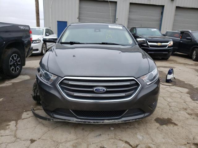 Photo 5 from auction – 2018 FORD TAURUS LIM with VIN 1FAHP2F81JG128317
