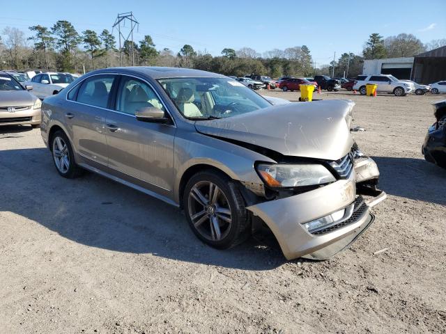 Photo 4 from auction – 2015 VOLKSWAGEN PASSAT SEL with VIN 1VWCV7A34FC030641