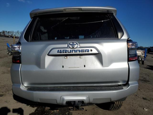 Photo 6 from auction – 2018 TOYOTA 4RUNNER SR with VIN JTEBU5JR2J5599846