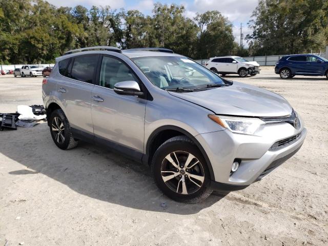 Photo 4 from auction – 2017 TOYOTA RAV4 XLE with VIN 2T3WFREV4HW333567