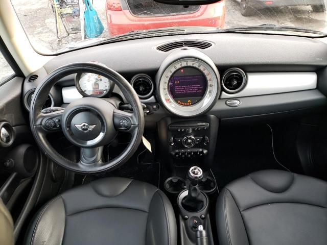 Photo 8 from auction – 2011 MINI COOPER with VIN WMWSU3C57BT183370