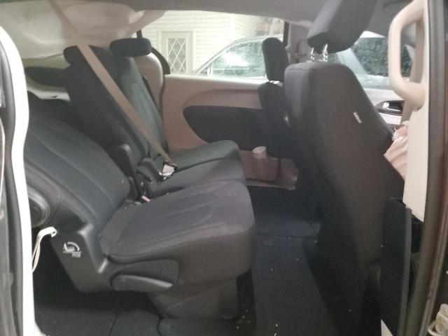 Photo 10 from auction – 2018 CHRYSLER PACIFICA L with VIN 2C4RC1CG3JR127555