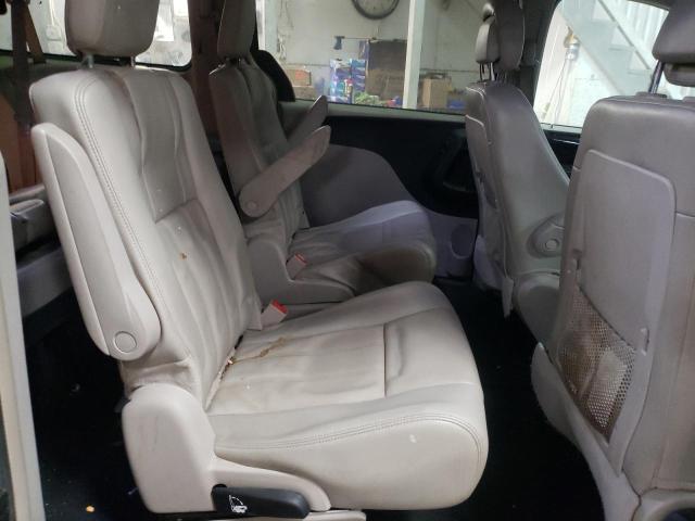 Photo 11 from auction – 2013 CHRYSLER TOWN & COU with VIN 2C4RC1BGXDR547593