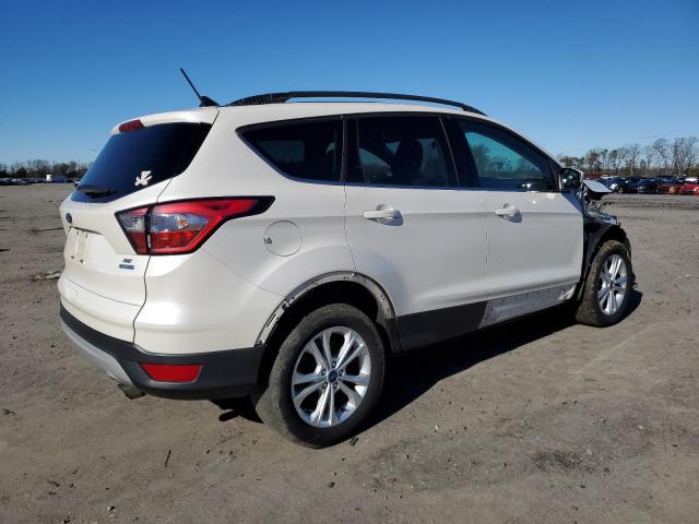 Photo 3 from auction – 2018 FORD ESCAPE SE with VIN 1FMCU9GD5JUB05735
