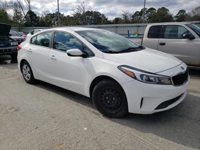 Photo 4 from auction – 2017 KIA FORTE LX with VIN 3KPFK4A70HE059818