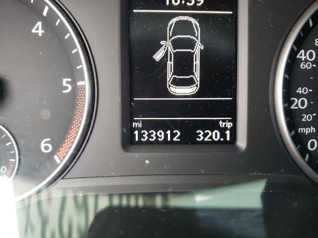 Photo 9 from auction – 2014 VOLKSWAGEN PASSAT SE with VIN 1VWBN7A36EC023930