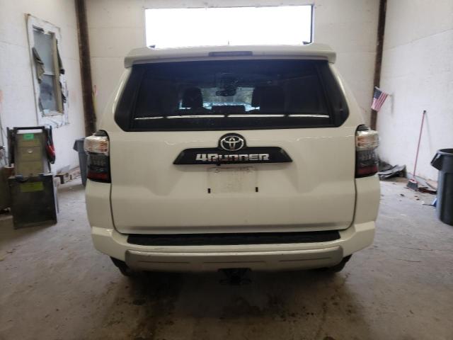 Photo 6 from auction – 2022 TOYOTA 4RUNNER SR with VIN JTERU5JR7N6019375