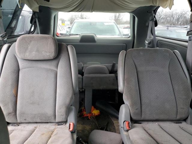 Photo 10 from auction – 2005 CHRYSLER TOWN & COU with VIN 2C4GP44R45R593367
