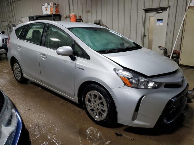 Photo 4 from auction – 2015 TOYOTA PRIUS V with VIN JTDZN3EU6FJ016924