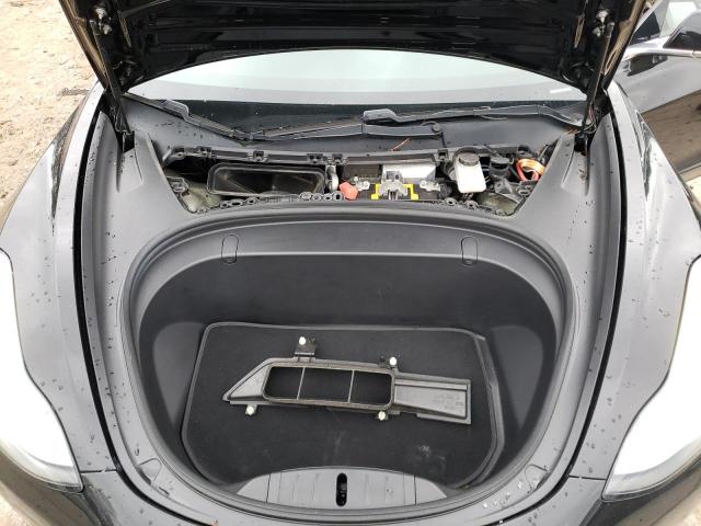 Photo 11 from auction – 2018 TESLA MODEL 3 with VIN 5YJ3E1EA7JF027236