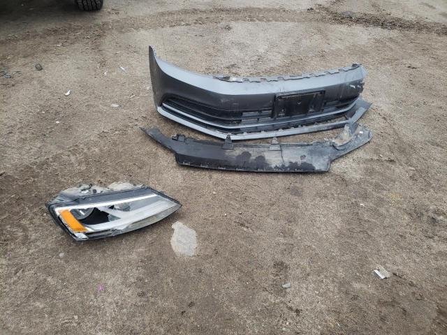Photo 12 from auction – 2015 VOLKSWAGEN JETTA with VIN 3VWLA7AJXFM325980