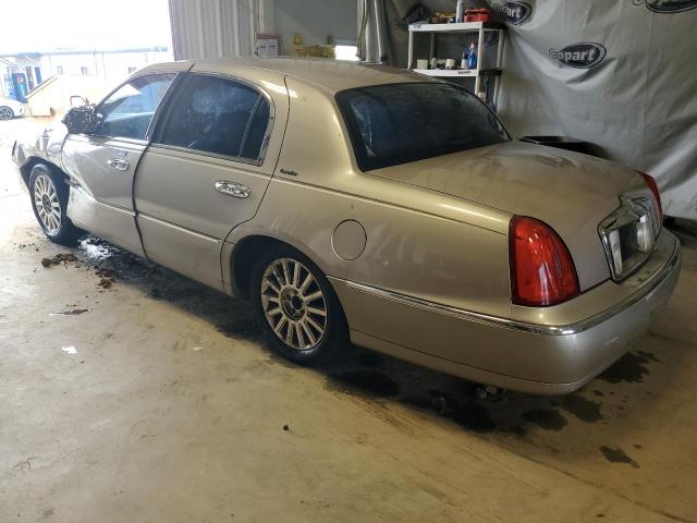 Photo 2 from auction – 2000 LINCOLN TOWN CAR E with VIN 1LNHM81W7YY887260