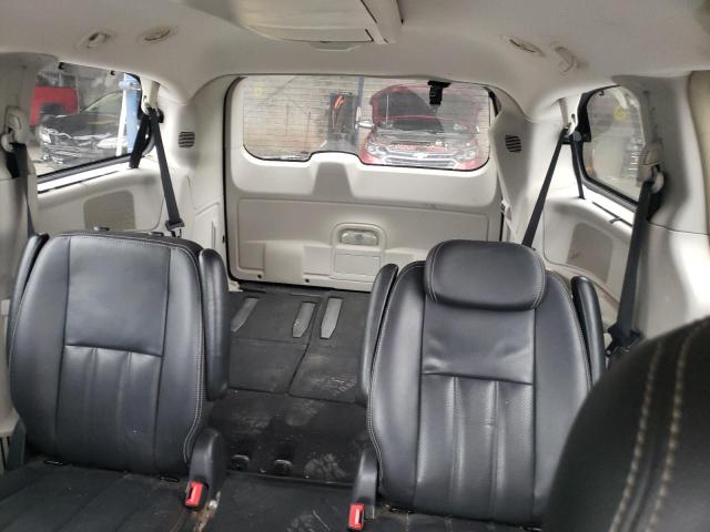 Photo 10 from auction – 2010 CHRYSLER TOWN & COU with VIN 2A4RR8DX2AR442816