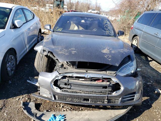 Photo 5 from auction – 2015 TESLA MODEL S with VIN 5YJSA1E2XFF102079