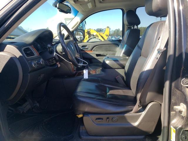 Photo 7 from auction – 2011 CHEVROLET TAHOE K150 with VIN 1GNSKCE07BR196201