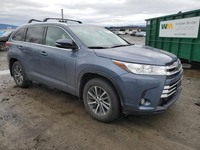 Photo 4 from auction – 2018 TOYOTA HIGHLANDER with VIN 5TDJZRFH3JS489035