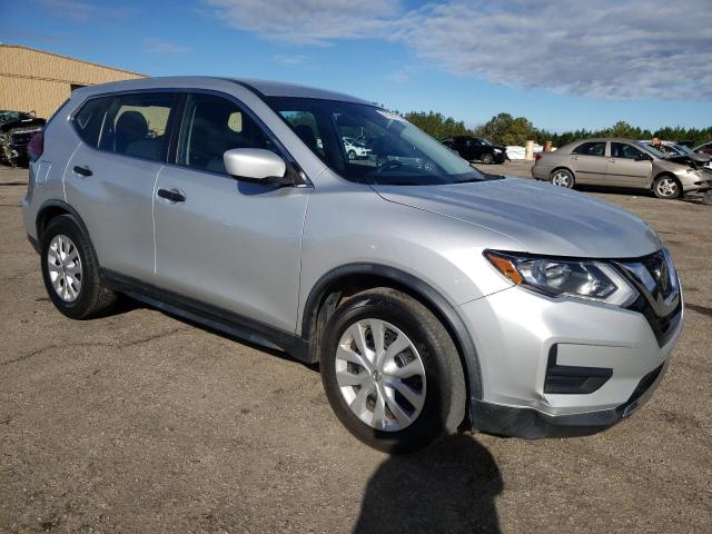Photo 4 from auction – 2018 NISSAN ROGUE S with VIN KNMAT2MT8JP533332