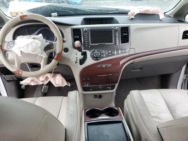 Photo 8 from auction – 2011 TOYOTA SIENNA XLE with VIN 5TDYK3DC1BS036282