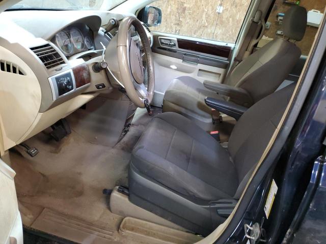 Photo 7 from auction – 2010 CHRYSLER TOWN & COU with VIN 2A4RR5D18AR150081