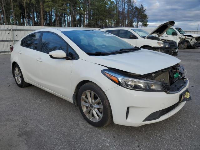 Zdjęcie 4 z aukcji – 2017 KIA FORTE LX z VIN 3KPFL4A70HE094243